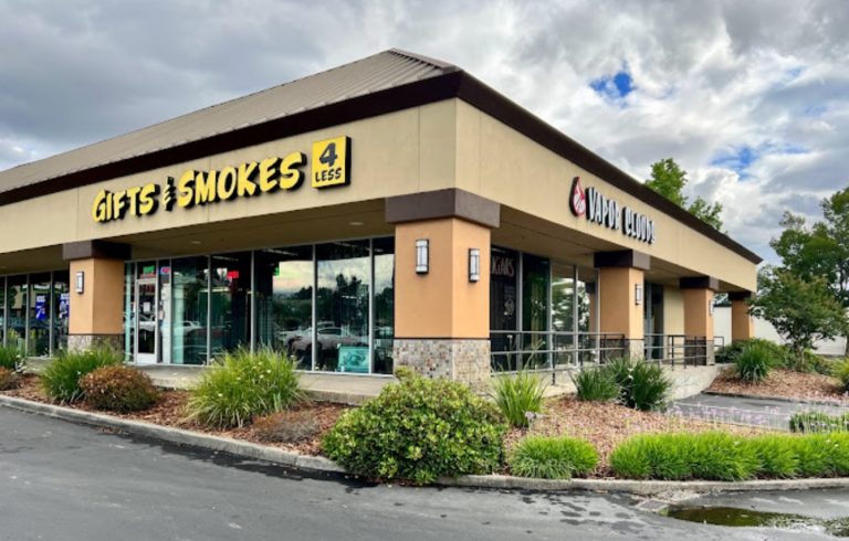 gifts and smokes 4 less 768x490